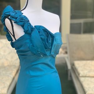 Cinderella prom gown size 8 blue